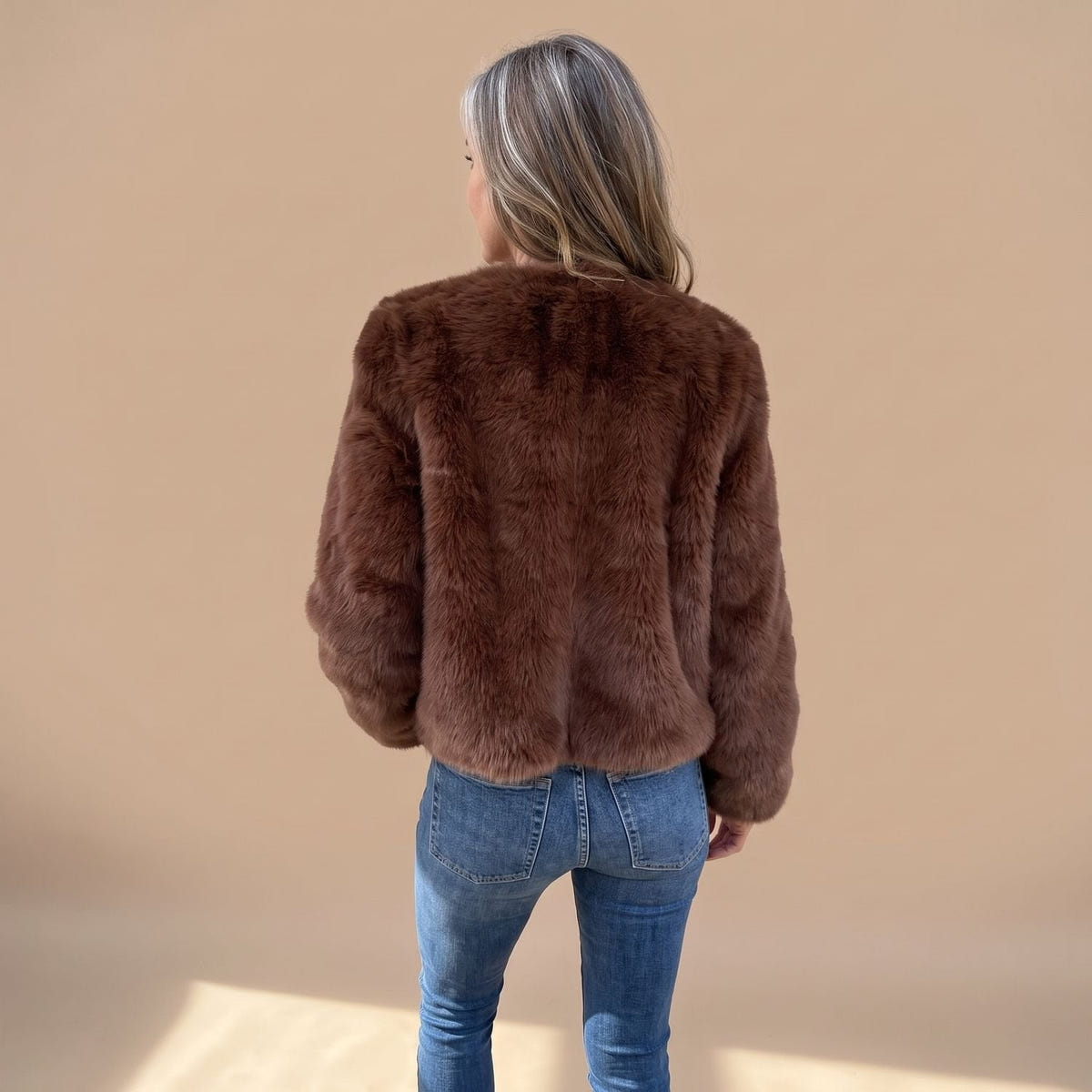 Charlene | Women's Fluffy Zip-Up Stand Collar Cropped Faux Fur Jacket